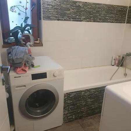 Апартаменти Cozy *